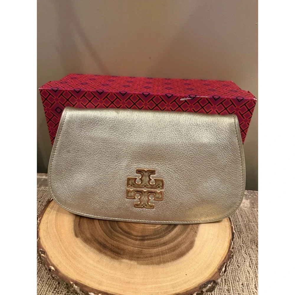 Tory Burch tory burch
